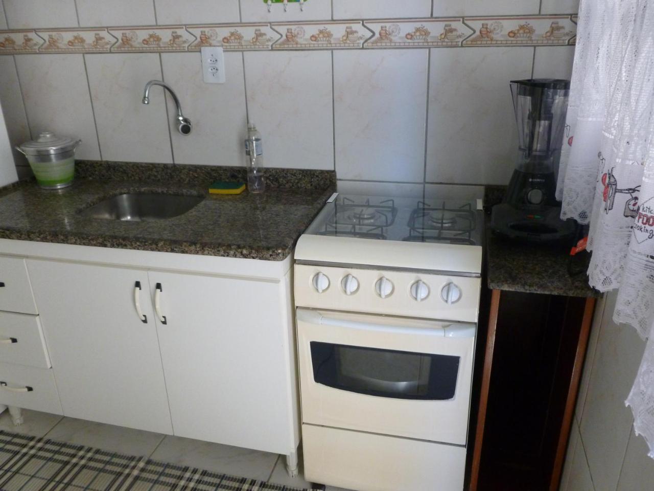 Apartamentos Bombinhas - 140 Metros Da Praia Екстериор снимка