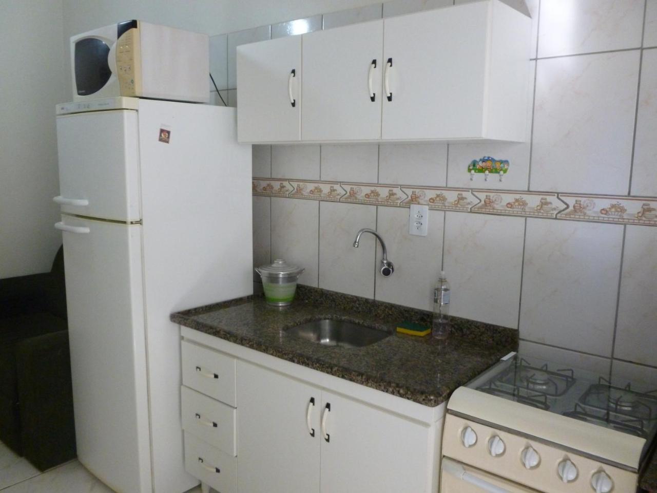 Apartamentos Bombinhas - 140 Metros Da Praia Екстериор снимка