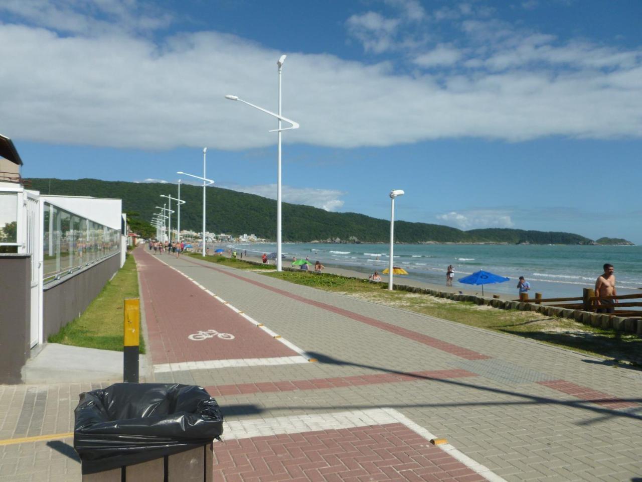Apartamentos Bombinhas - 140 Metros Da Praia Екстериор снимка